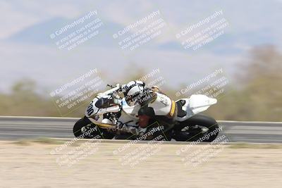 media/Apr-20-2025-CVMA (Sun) [[39090e8767]]/Race 9-Formula LW Twins Shootout/